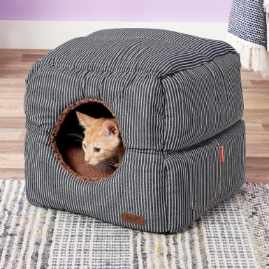 Smiling Paws Pets 2-v-1 Cat Cube & Bed
