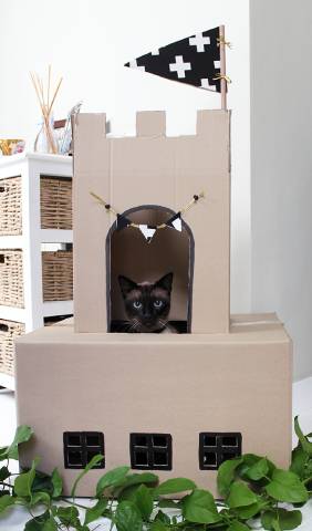 DIY zámek Kitty