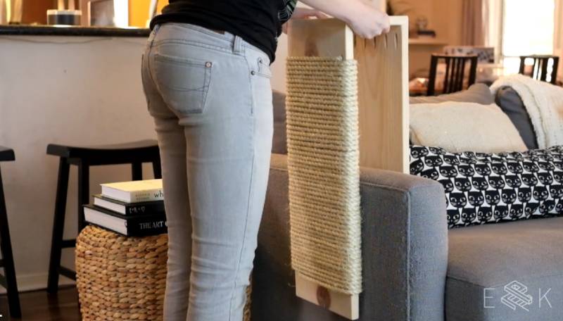 DIY moderní škrabadlo pro kočky