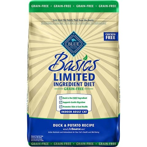 Blue Buffalo Basics Limited Ingredience Bezobilné krmivo pro dospělé kachna a brambory pro dospělé suché krmivo pro kočky
